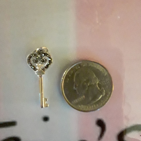 💕Key Charm W/Pave Black Crystals💕 - Picture 2 of 7